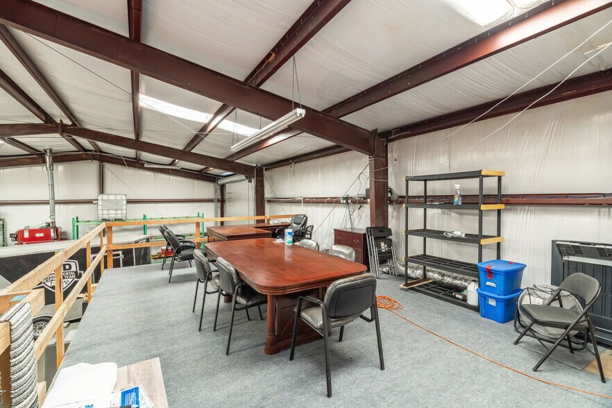 More Photos Of 3411 Decatur Hwy, Kingston Warehouse For Sale