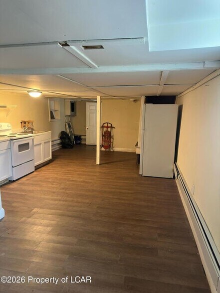 More Photos Of 546 W Main St, Plymouth Apartments For Sale