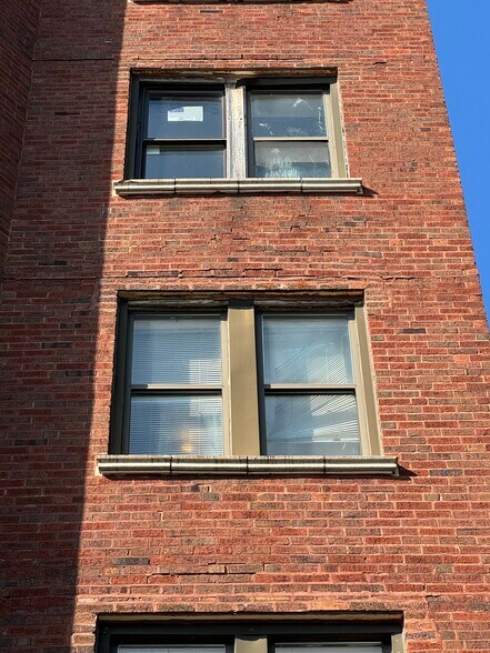 More Photos Of 7456 S Shore Dr, Chicago Apartments For Sale