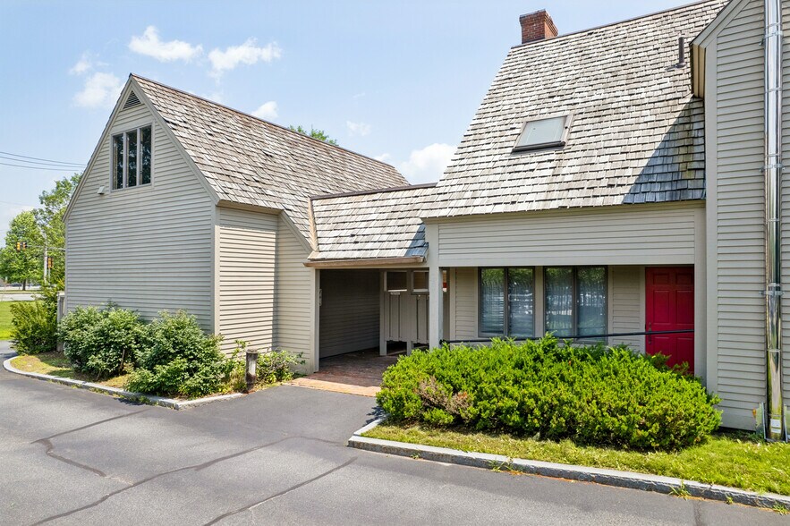 More Photos Of 68 Lyme Rd, Hanover Office Residential For Sale