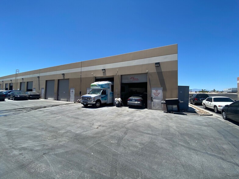 More Photos Of 4425 E Colton Ave, Las Vegas Light Manufacturing For Lease