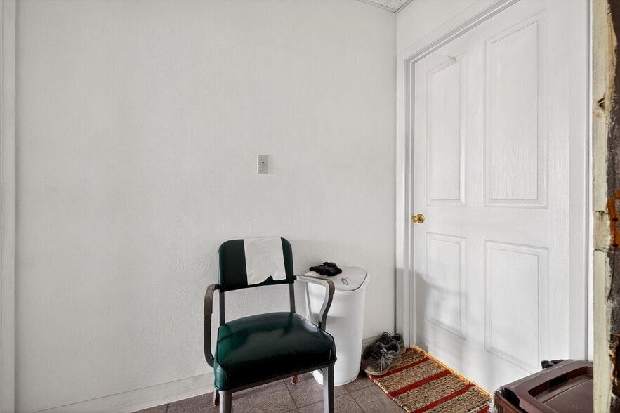 More Photos Of 210 E 5th Ave, Tarentum Office For Sale