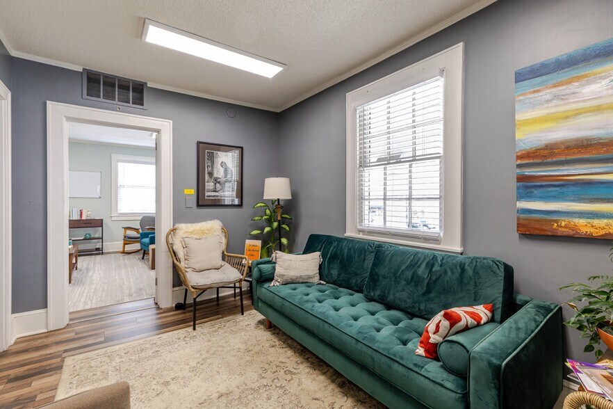 More Photos Of 2036 E 7th St, Charlotte Loft Creative Space For Sale