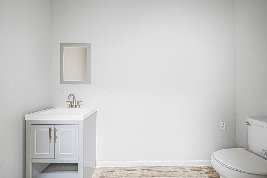 More Photos Of 263-265 Indian Head Rd, Kings Park Medical For Sale