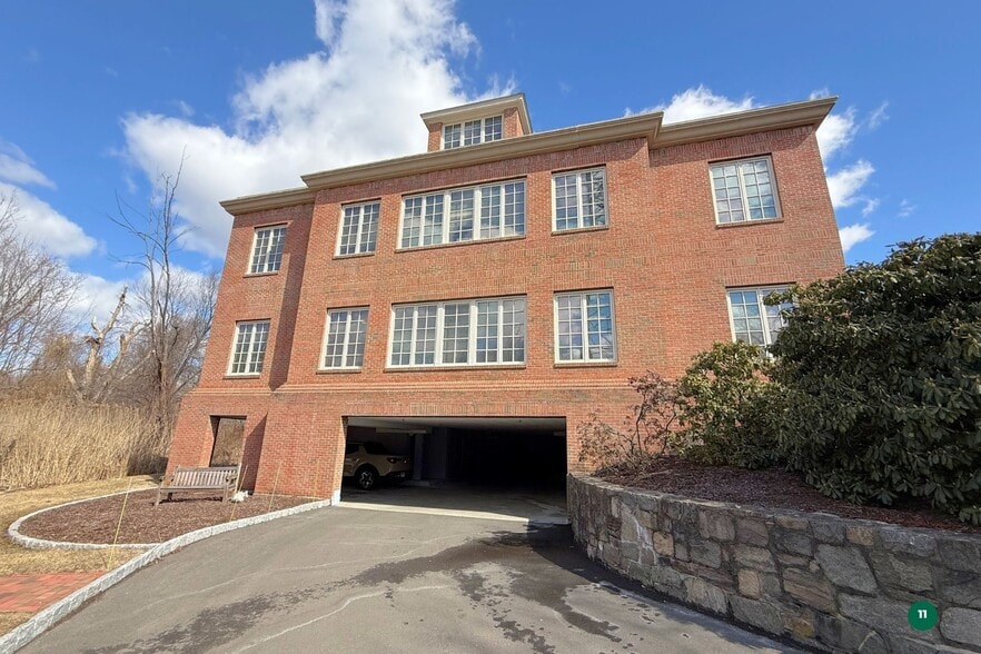 More Photos Of 799 Silver Ln, Trumbull Office For Sale