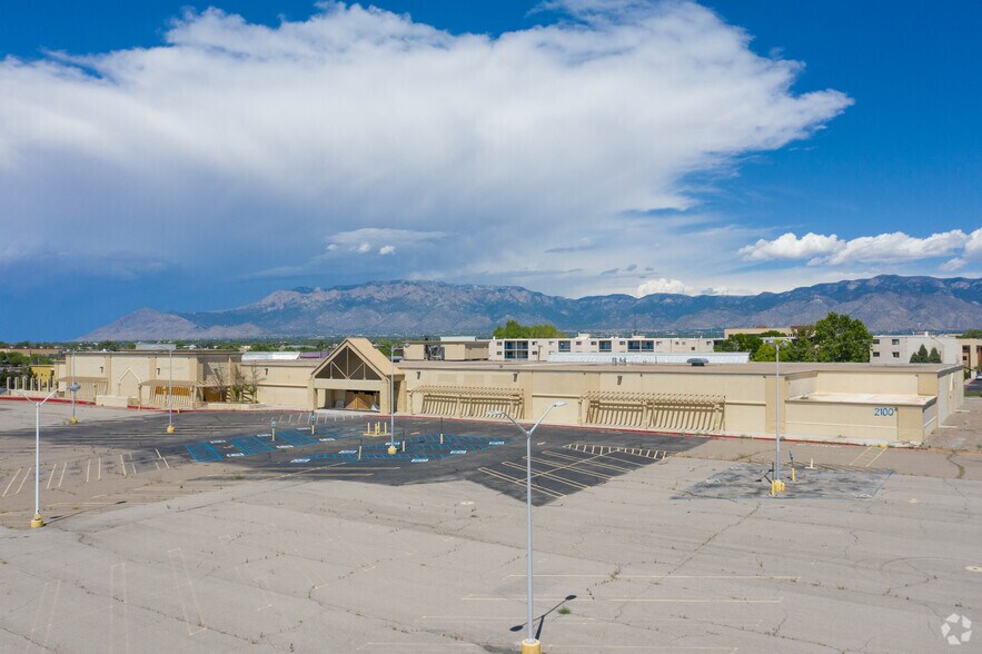 2100 Carlisle Blvd NE, Albuquerque, NM 87110 For Lease
