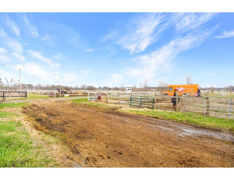 More Photos Of 120 Foss rd, Pelham Land For Sale