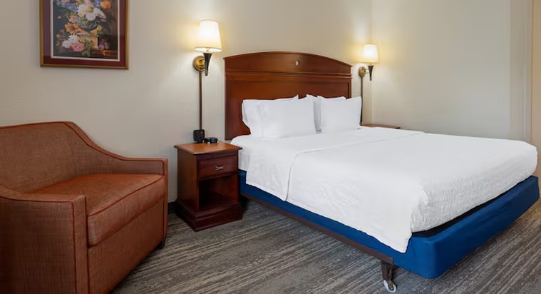 More Photos Of 12610 Chestnut Hill Rd, Chester Hotel For Sale