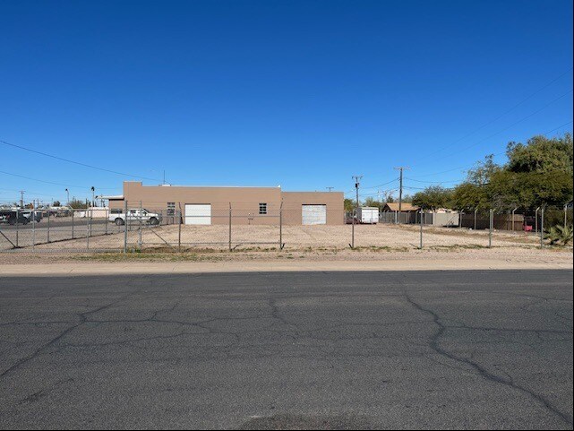 More Photos Of 716 S Arizona Blvd, Coolidge Warehouse For Sale