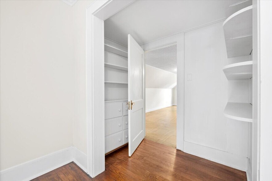 More Photos Of 301 E Main St, Easley Land For Sale