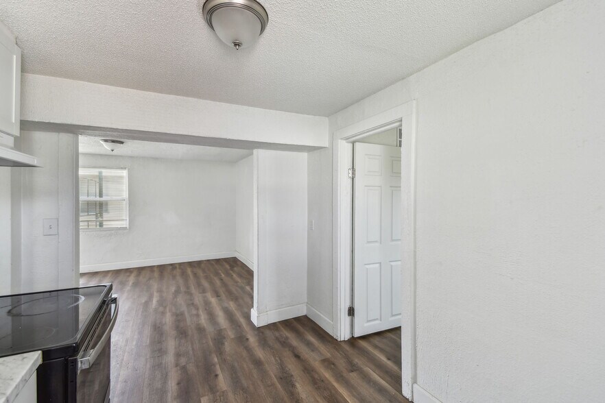 More Photos Of 1330-1334 Barnett St, Jacksonville Apartments For Sale