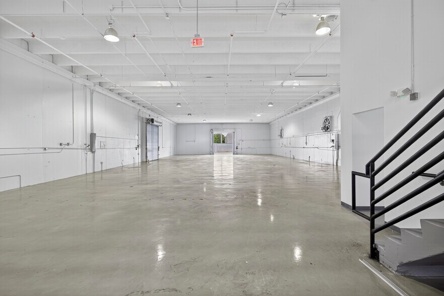 More Photos Of 3111 W Mcnab Rd, Pompano Beach Manufacturing For Lease