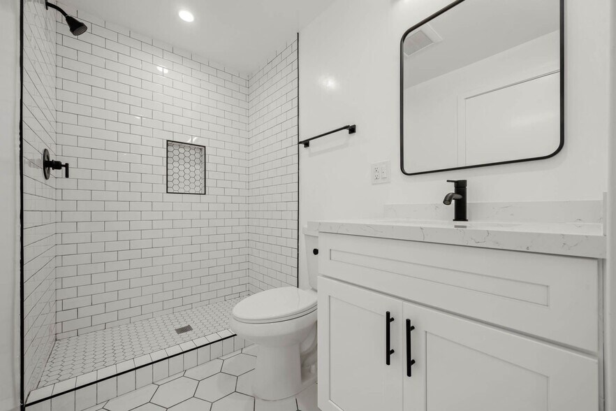 More Photos Of 8419-8425 S Western Ave, Los Angeles Apartments For Sale