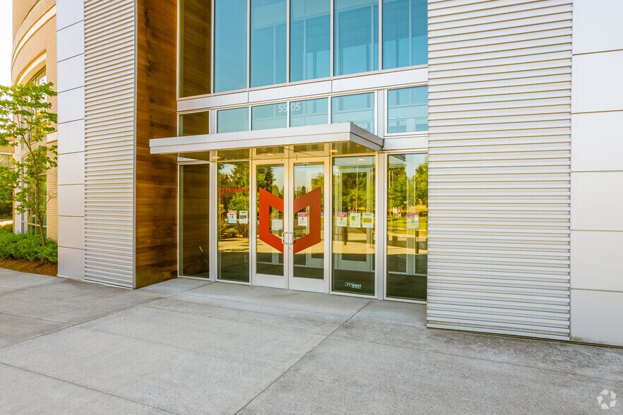 More Photos Of 5505 NE Moore Ct, Hillsboro Office For Sale