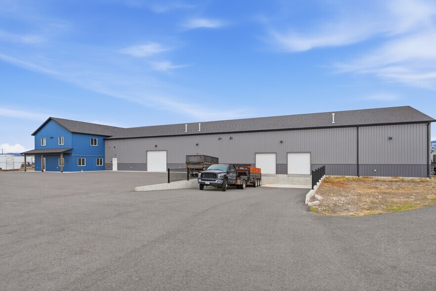 More Photos Of 1408 N Jackrabbit Ln, Belgrade Office For Sale