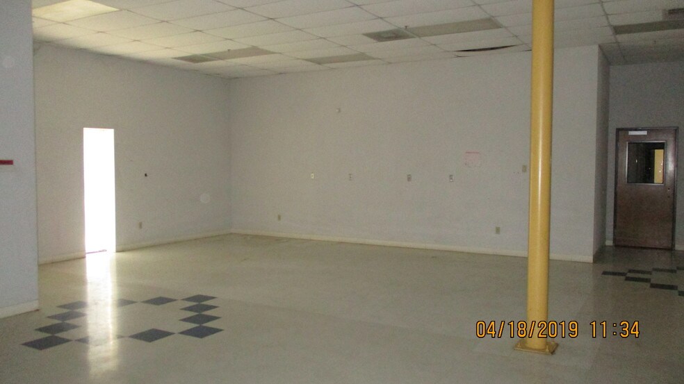 More Photos Of 1513 Drisco Dr, Brownwood Unknown For Lease