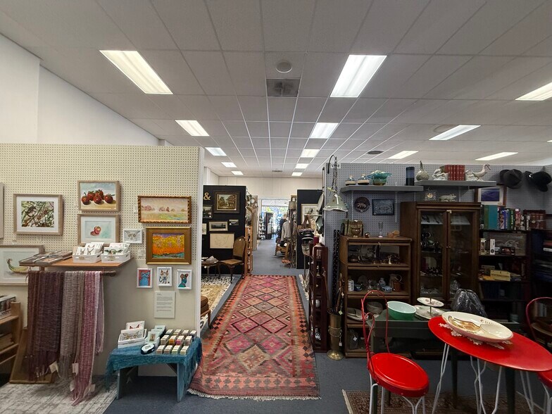 More Photos Of 115 E Main St, Walla Walla General Retail For Lease