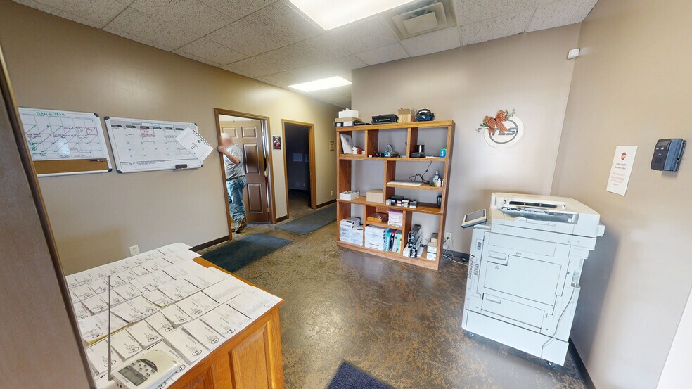 More Photos Of 783 W Morris Ave, Springdale Warehouse For Sale