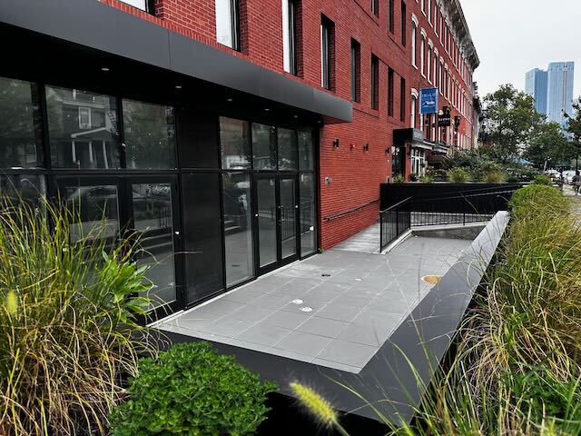 More Photos Of 669 Bergen Ave, Jersey City Apartments For Lease