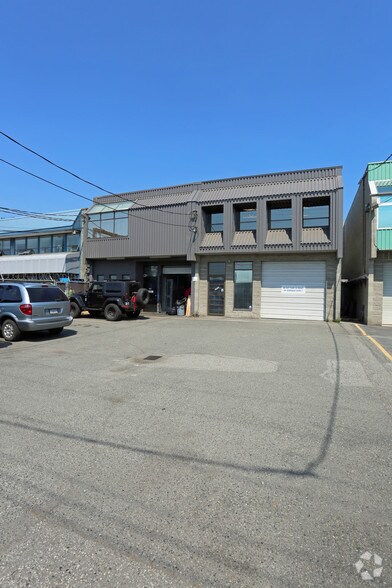 More Photos Of 1550 Richmond St, North Vancouver District Warehouse For Lease