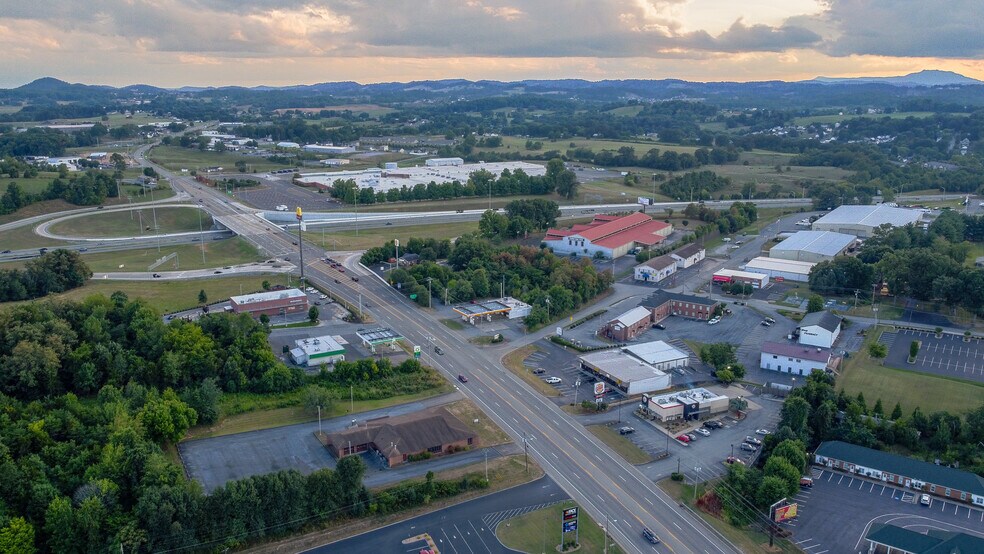 More Photos Of 5026 Bobby Hicks Hwy, Johnson City Land For Lease