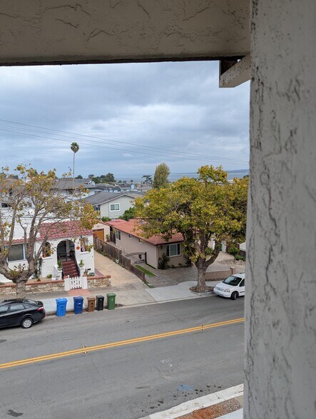 More Photos Of 675 Jefferson St, Monterey Apartments For Sale
