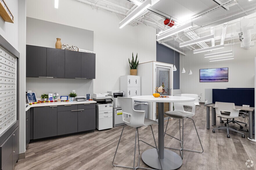 More Photos Of 3301 N University Dr, Coral Springs Coworking Space