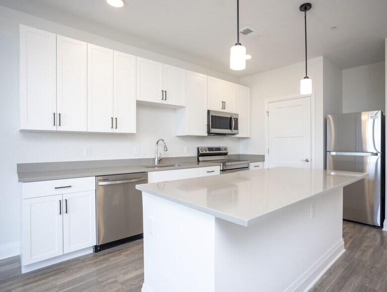 More Photos Of 140 E Monument Ave, Dayton Apartments For Lease