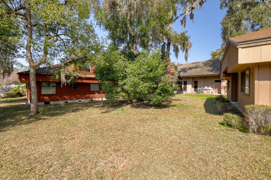 More Photos Of 943 Cesery Blvd, Jacksonville Medical For Sale