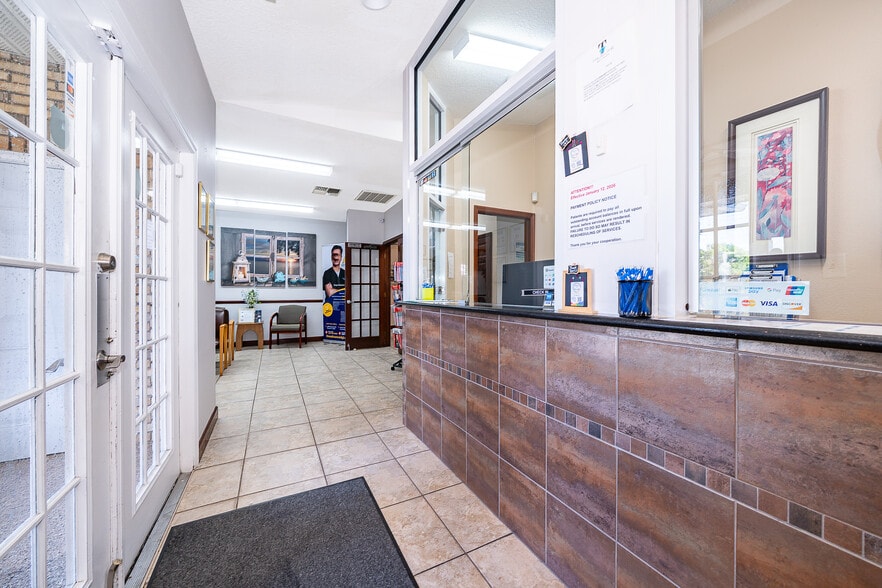 More Photos Of 809 E Oak St, Kissimmee Medical For Sale