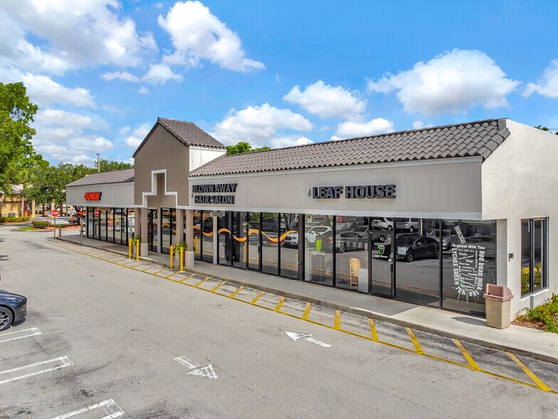 More Photos Of 12109-12397 Sheridan St, Hollywood Freestanding For Lease