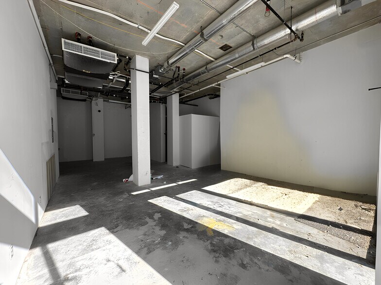 More Photos Of 17 Somers St, Brooklyn Apartments For Lease