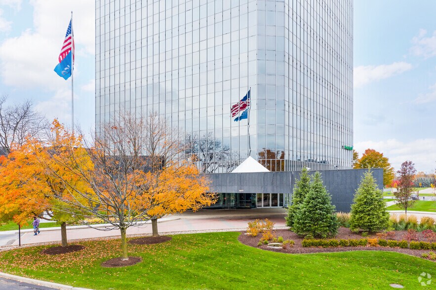 More Photos Of 27777 Franklin Rd, Southfield Office For Lease