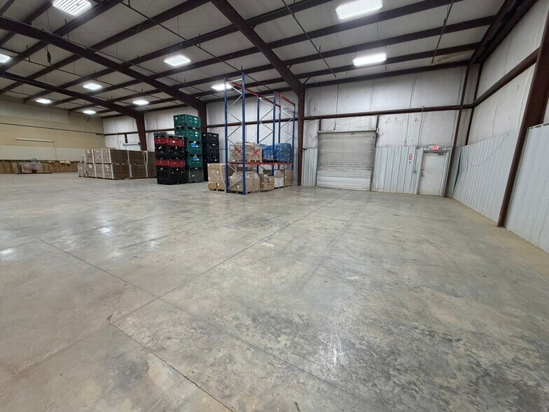 More Photos Of 1075 Willow Industrial Ct, Cookeville Industrial For Sale