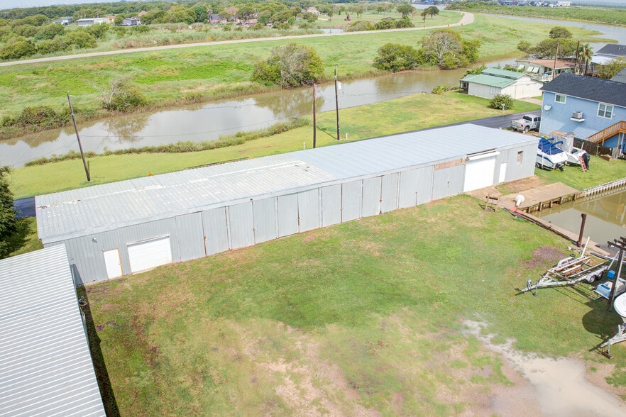 More Photos Of 205 Marine Way, Freeport Self Storage For Sale