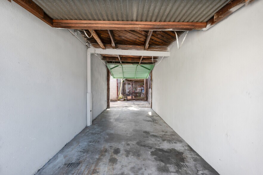 More Photos Of 11606 Inglewood Ave, Hawthorne Auto Repair For Lease