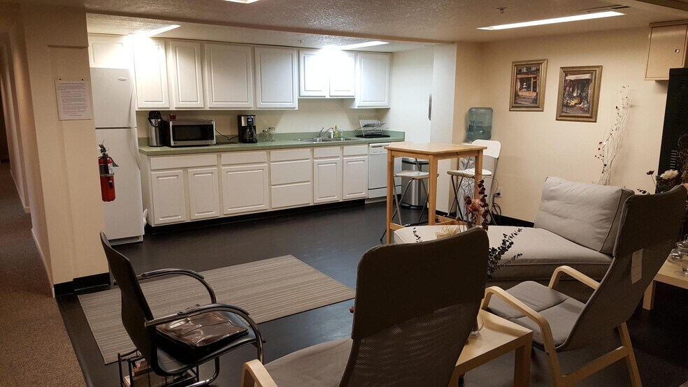 More Photos Of 509-511 Main St, Oregon City Loft Creative Space For Sale