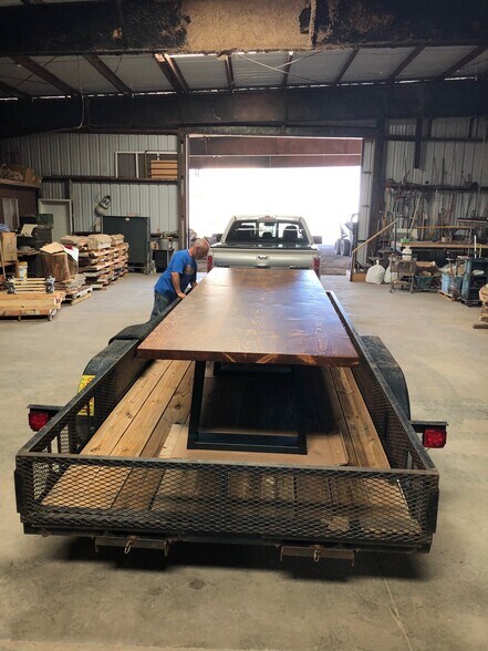 More Photos Of 27489 US Highway 70, Glencoe Showroom For Sale