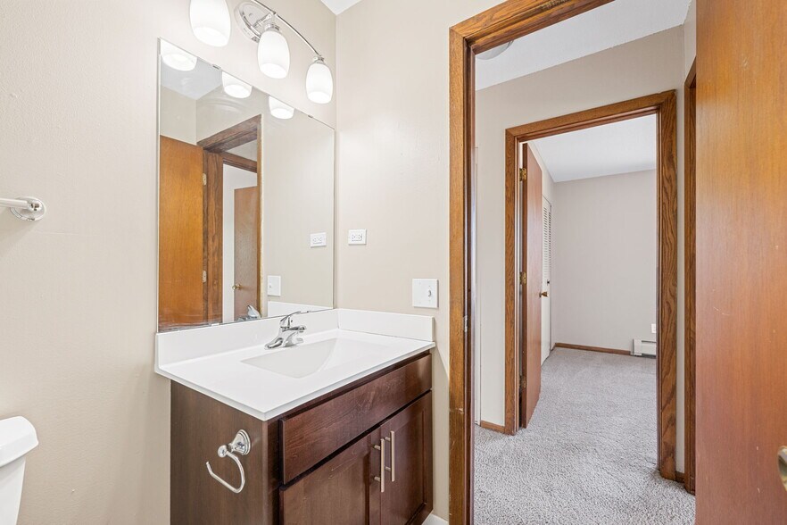 More Photos Of 371 Old Highway 8 SW, New Brighton Apartments For Sale