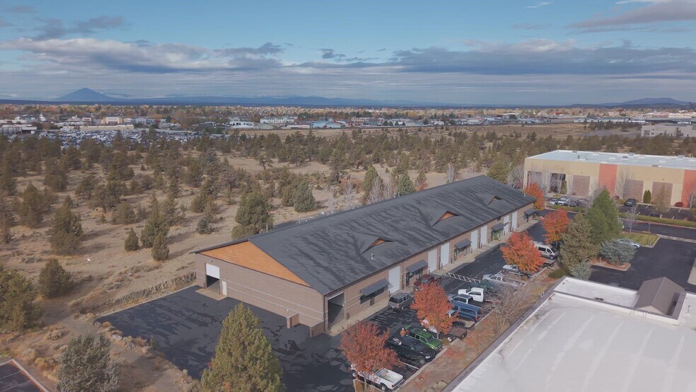 Primary Photo Of 736 SW Umatilla Ave, Redmond Warehouse For Lease