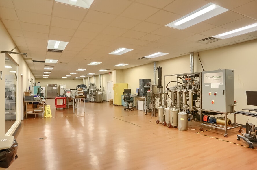 More Photos Of 150 Gamma Dr, Pittsburgh Light Manufacturing For Lease