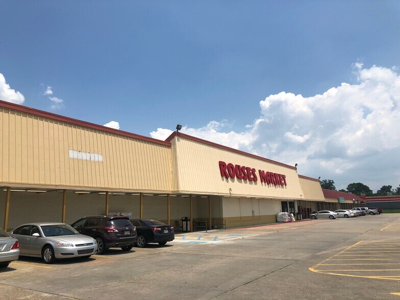 More Photos Of 58480 Plaquemine St, Plaquemine Unknown For Lease