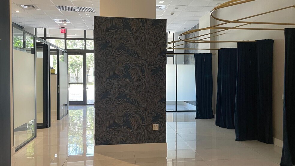 More Photos Of 301 Altara Ave, Coral Gables Apartments For Sale