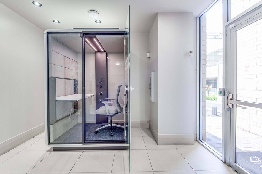 More Photos Of 12808 Queensbury Ln, Houston Apartments For Lease