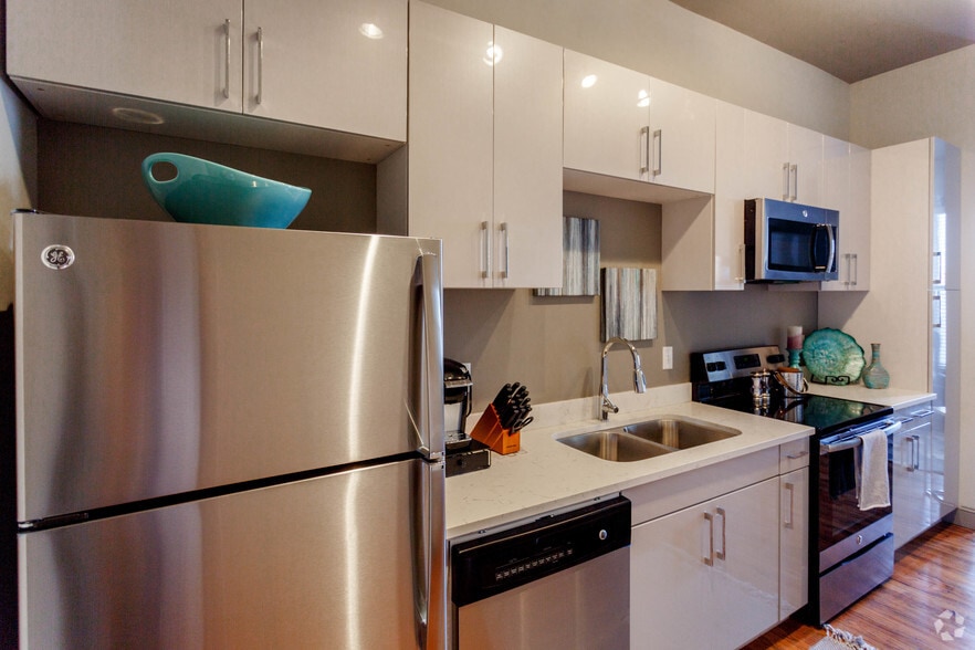 More Photos Of 721 Broad St, Chattanooga Apartments For Sale