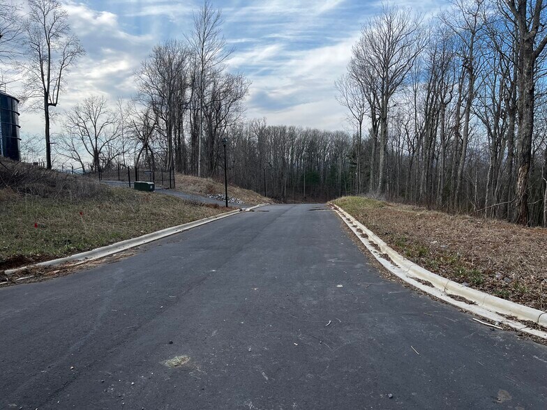 More Photos Of 105 Woodland Meadows Dr, Asheville Land For Sale