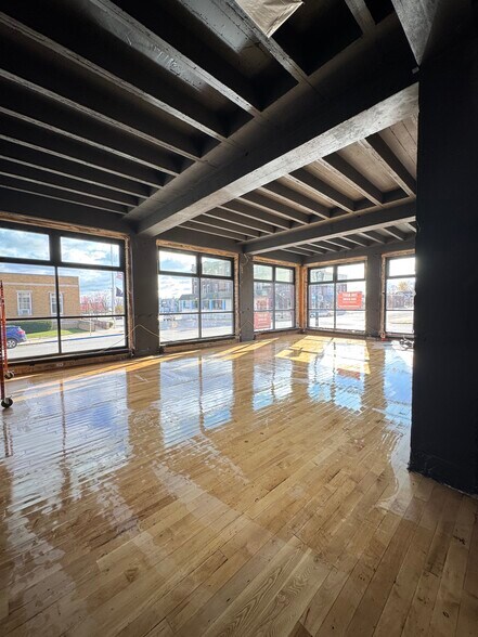 More Photos Of 203 Ellis St, Kewaunee Office For Sale