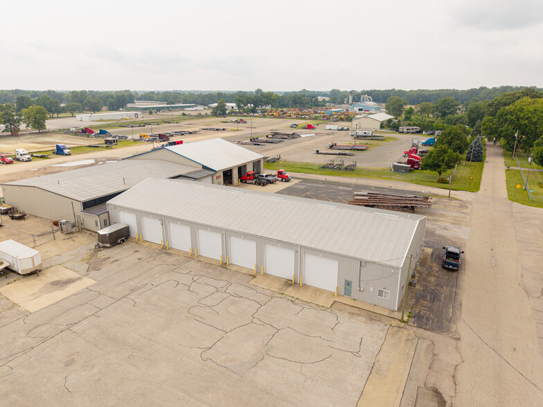 More Photos Of , Elkhart Unknown For Sale