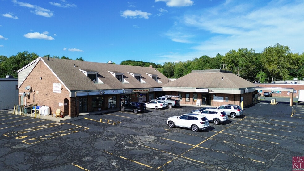 More Photos Of 252-260 Hartford Ave, Newington Unknown For Lease