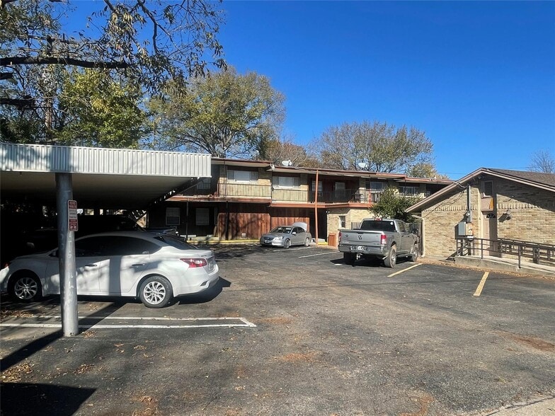 More Photos Of , Weatherford Multifamily For Sale
